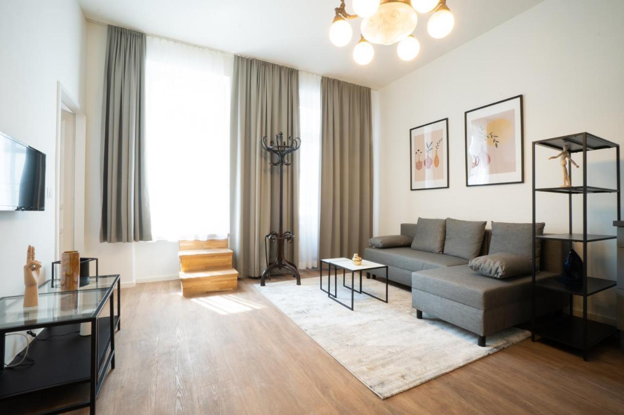 Spacious Apartment With Huge Shared Terrace And Grill Located Between City Centre And Donau River Vienna Luaran gambar